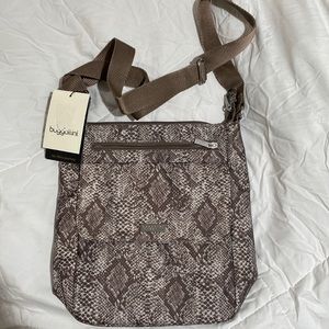 NWT Cute snake print practical Baggallini bag
